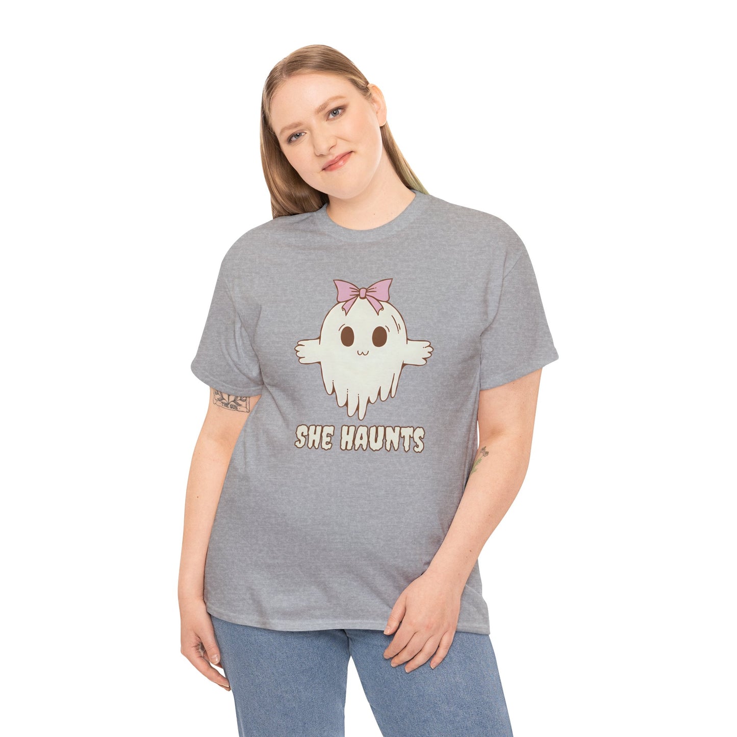 She Haunts - Cute Halloween Ghost T-Shirt