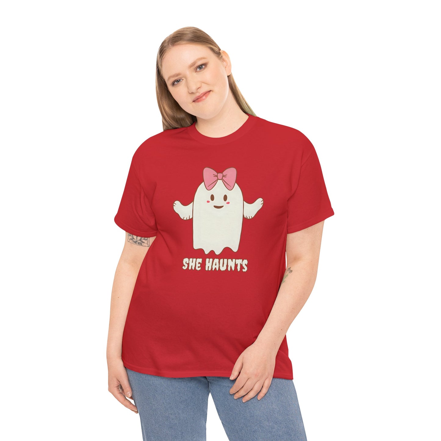 She Haunts (Version 4) - Cute Halloween Ghost T-Shirt