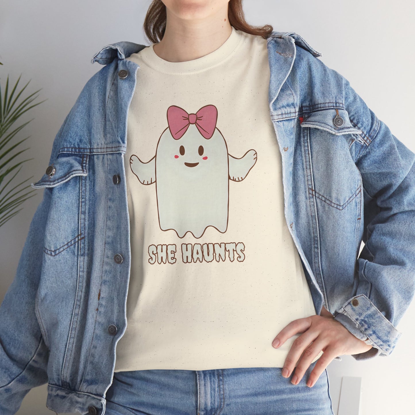 She Haunts (Version 4) - Cute Halloween Ghost T-Shirt