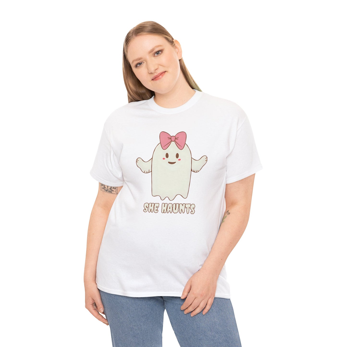 She Haunts (Version 4) - Cute Halloween Ghost T-Shirt