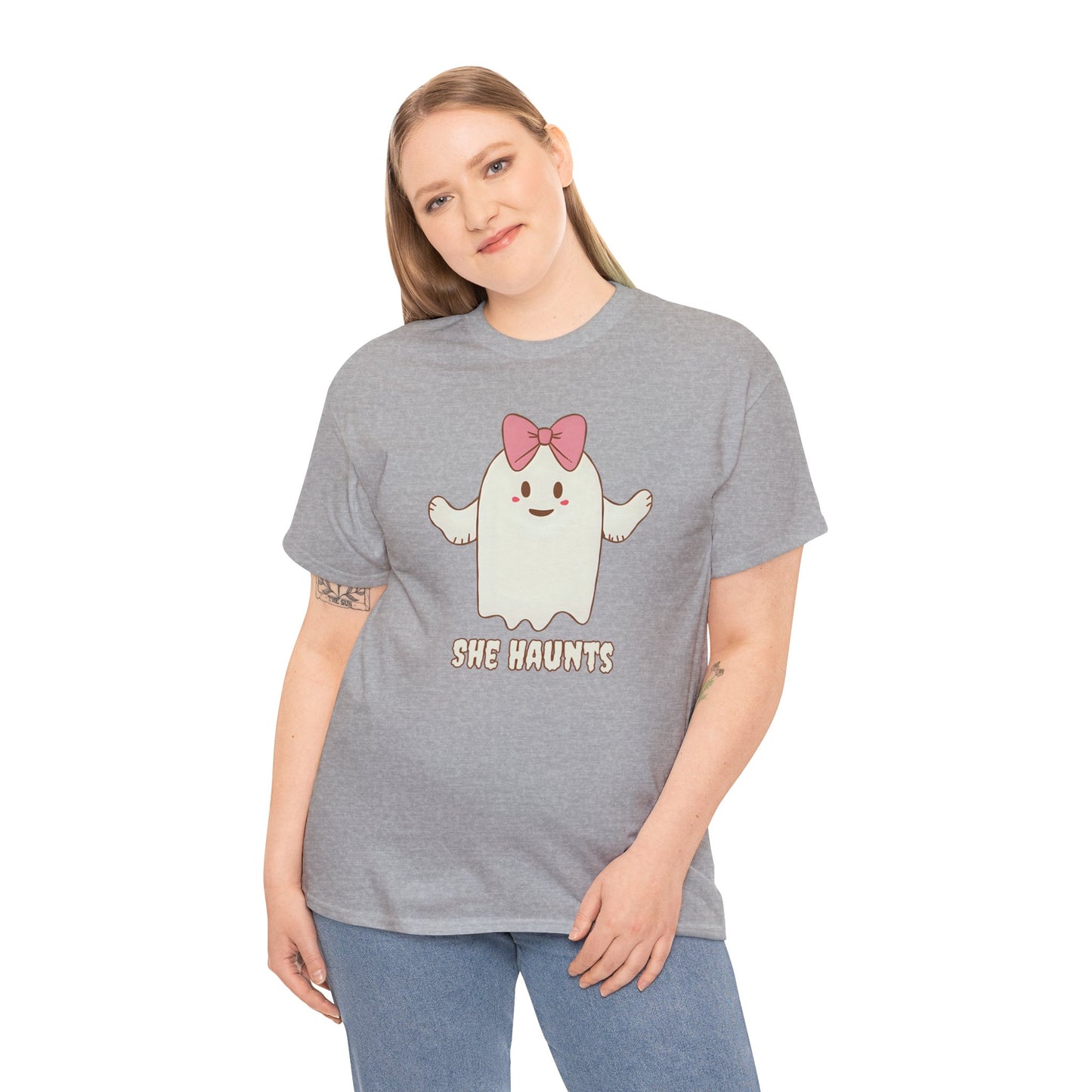 She Haunts (Version 4) - Cute Halloween Ghost T-Shirt
