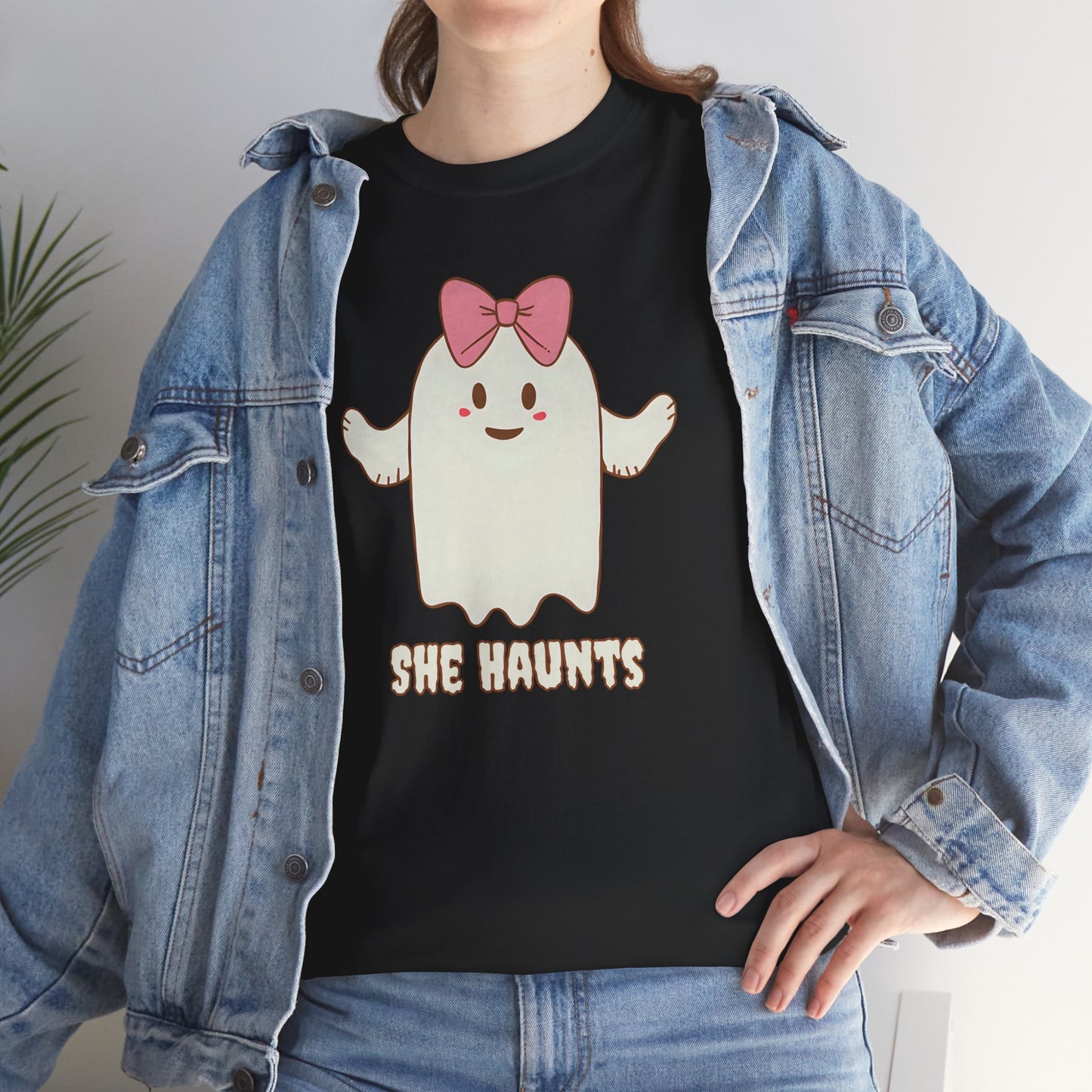She Haunts (Version 4) - Cute Halloween Ghost T-Shirt