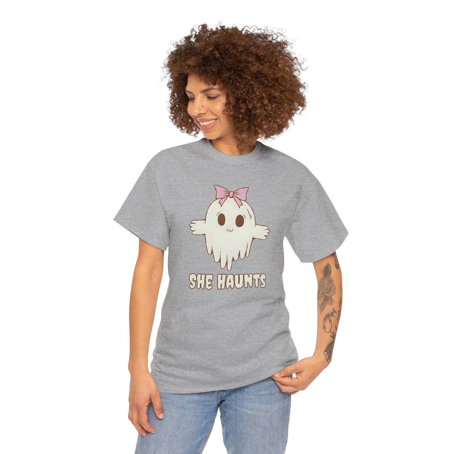 She Haunts - Cute Halloween Ghost T-Shirt