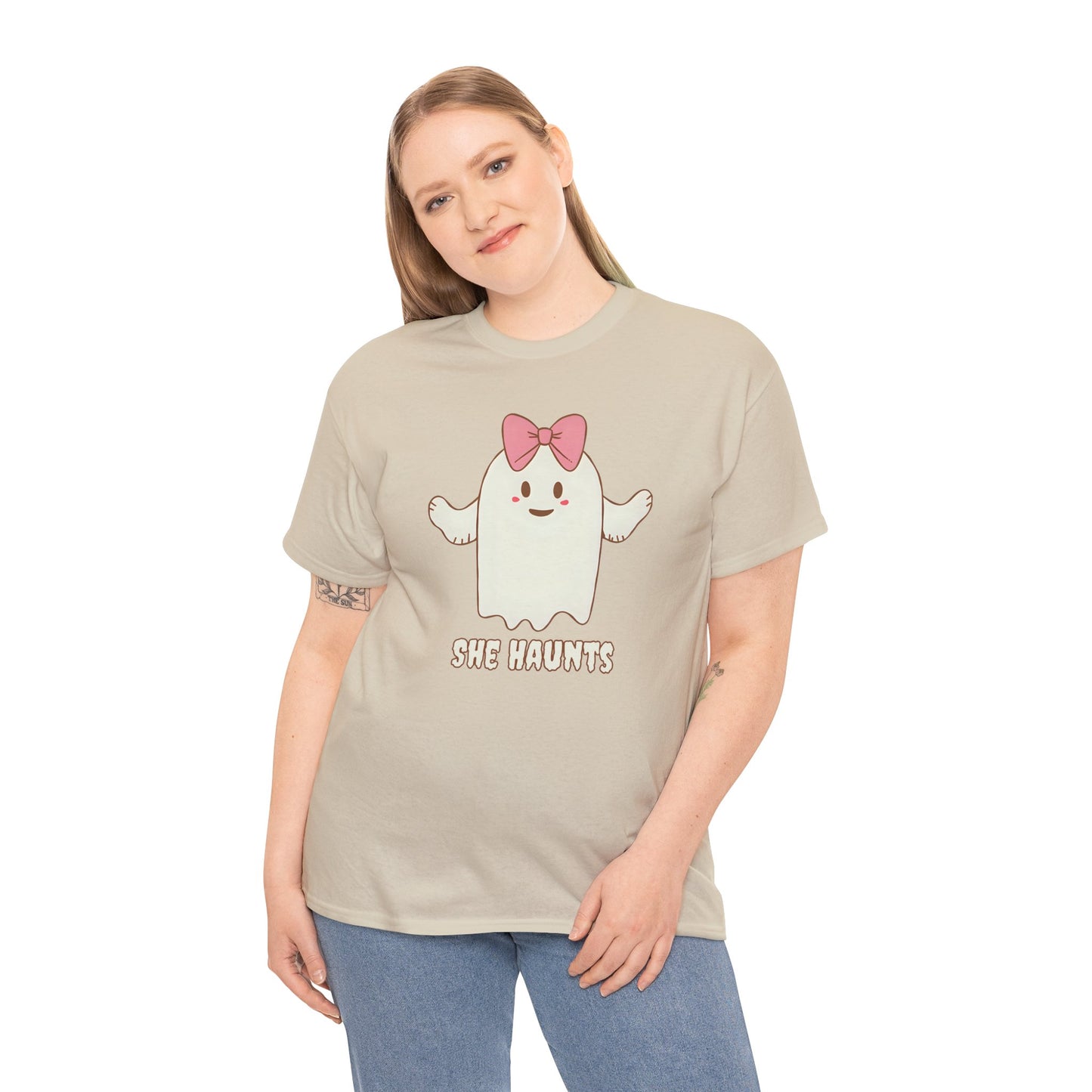 She Haunts (Version 4) - Cute Halloween Ghost T-Shirt