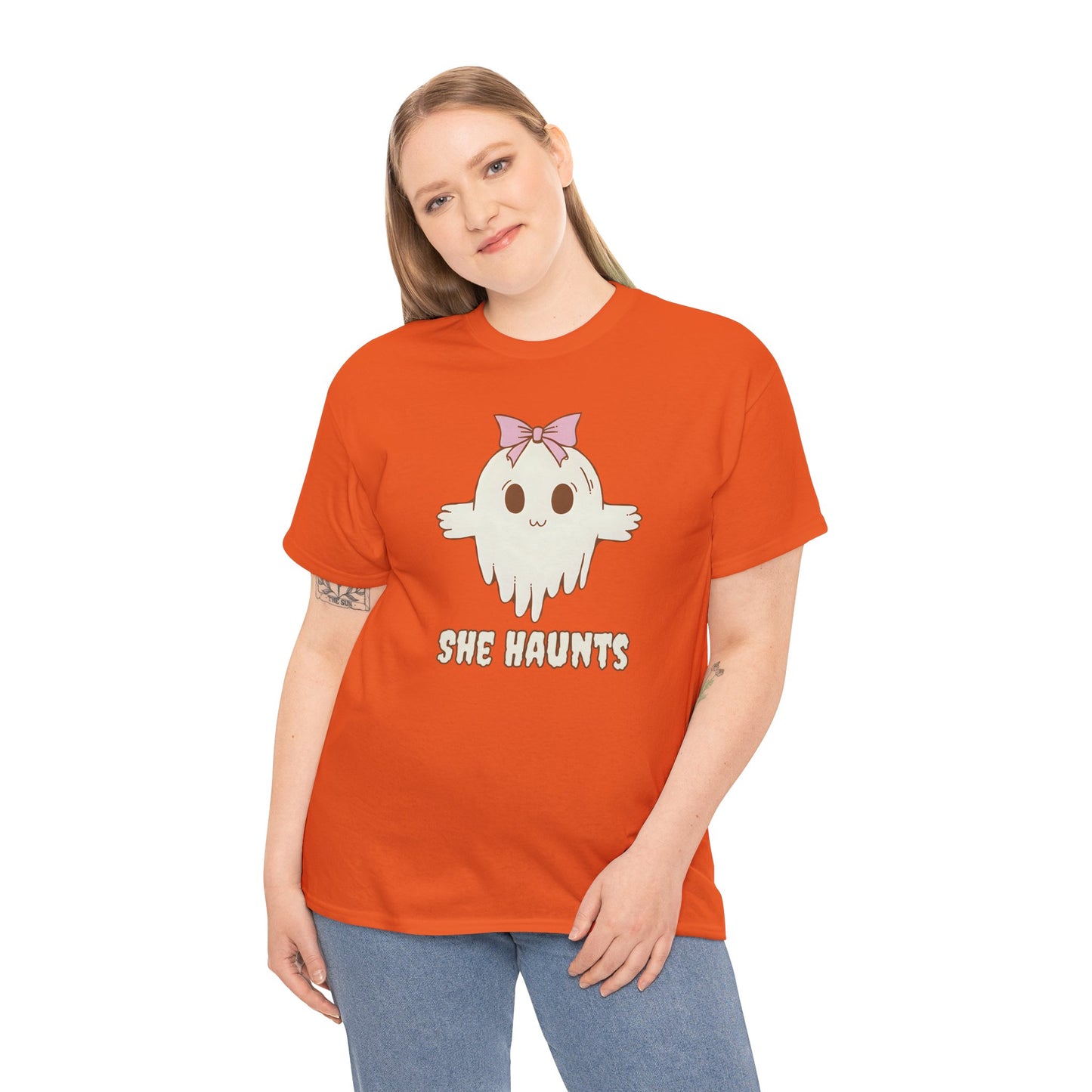 She Haunts - Cute Halloween Ghost T-Shirt