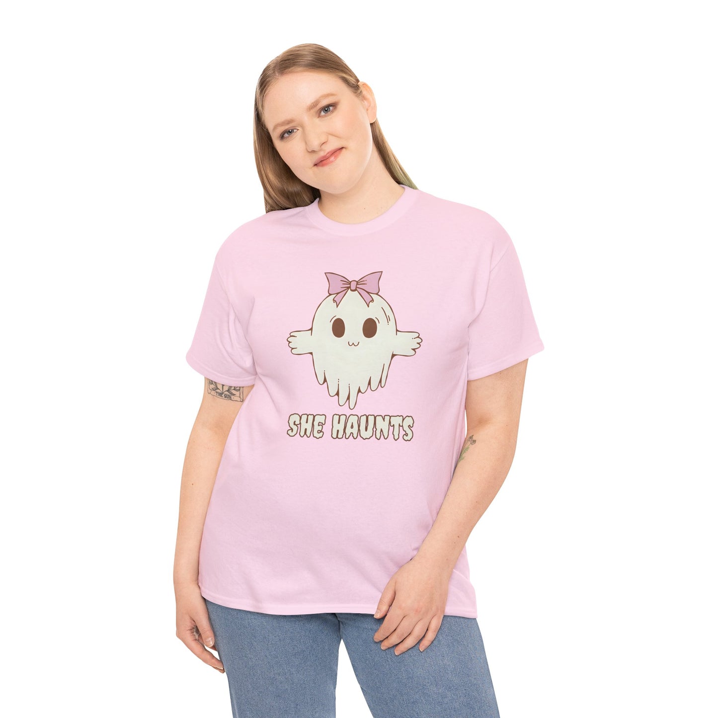 She Haunts - Cute Halloween Ghost T-Shirt
