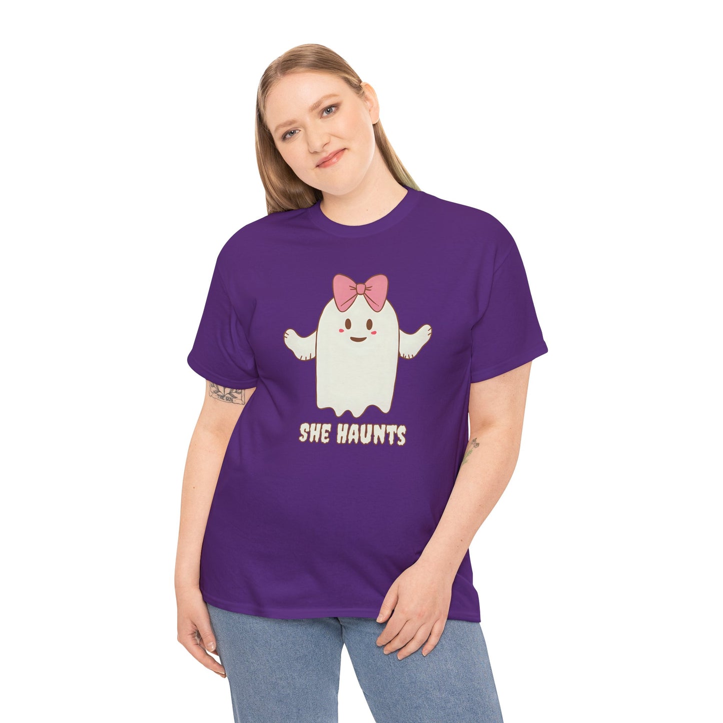 She Haunts (Version 4) - Cute Halloween Ghost T-Shirt