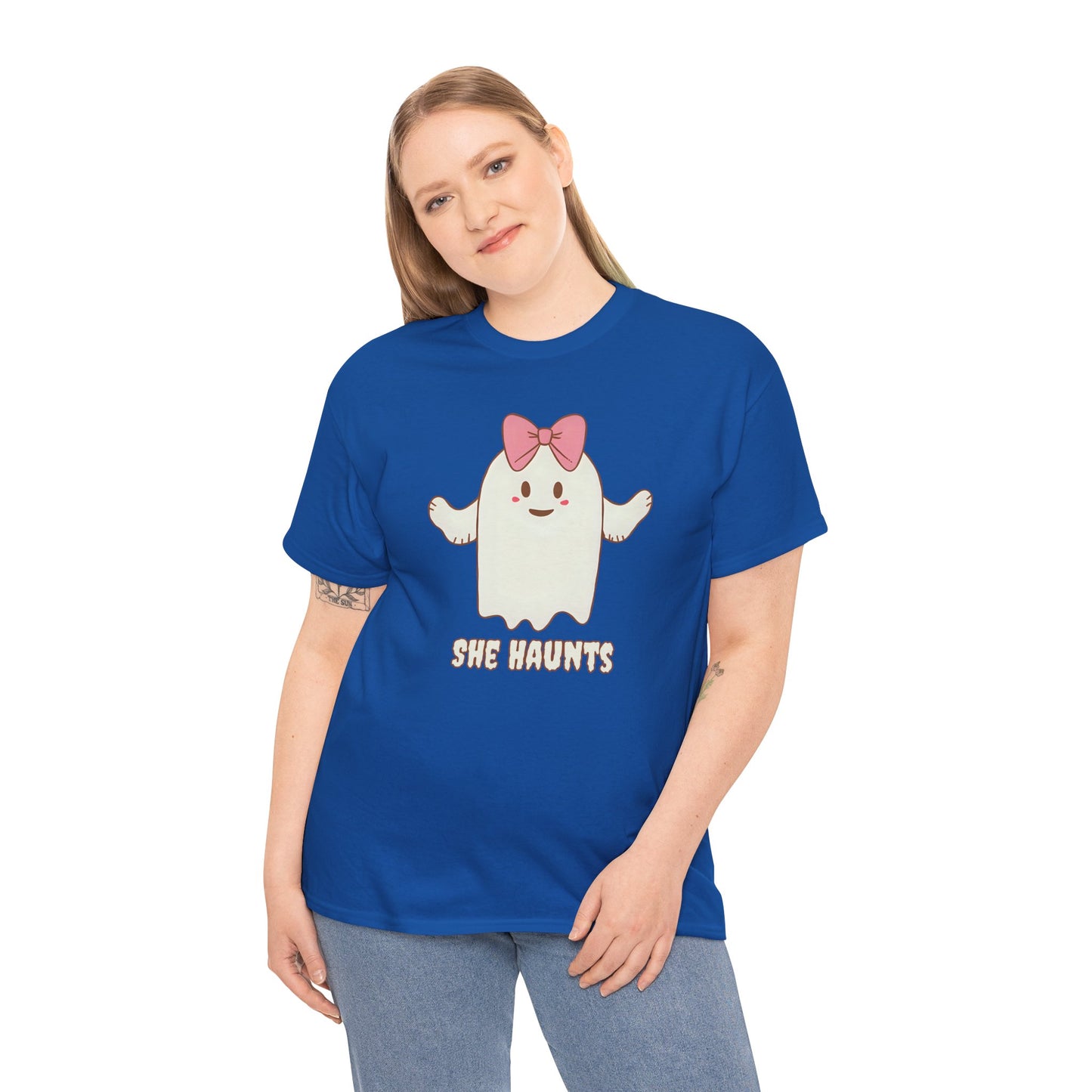 She Haunts (Version 4) - Cute Halloween Ghost T-Shirt