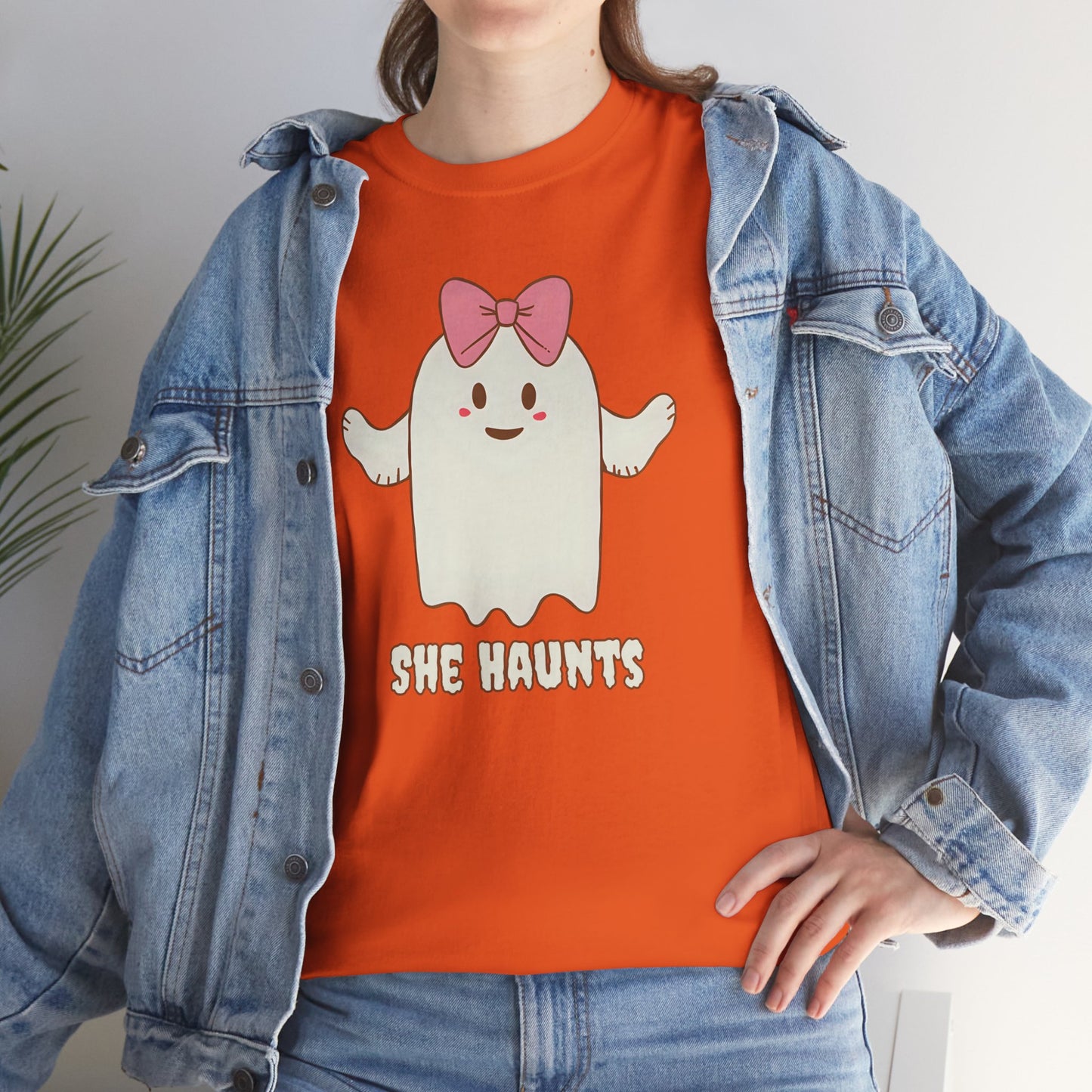 She Haunts (Version 4) - Cute Halloween Ghost T-Shirt