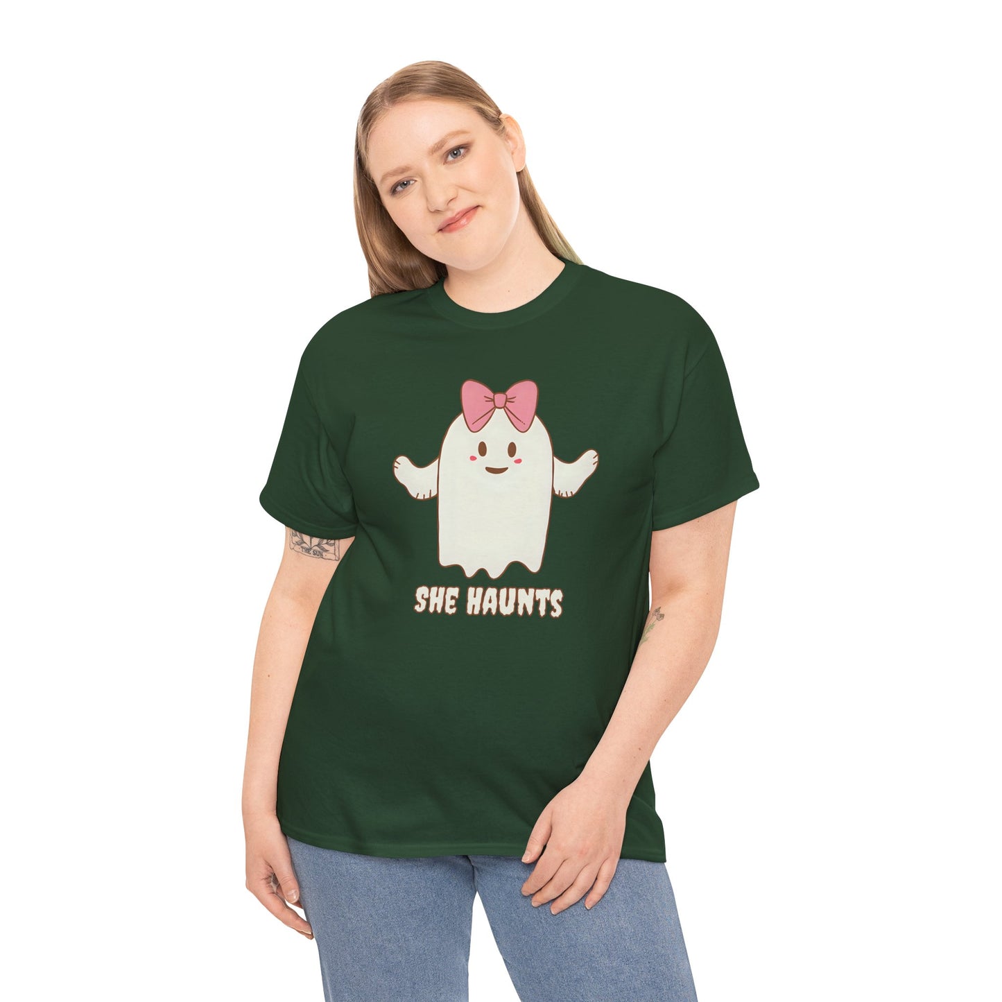 She Haunts (Version 4) - Cute Halloween Ghost T-Shirt