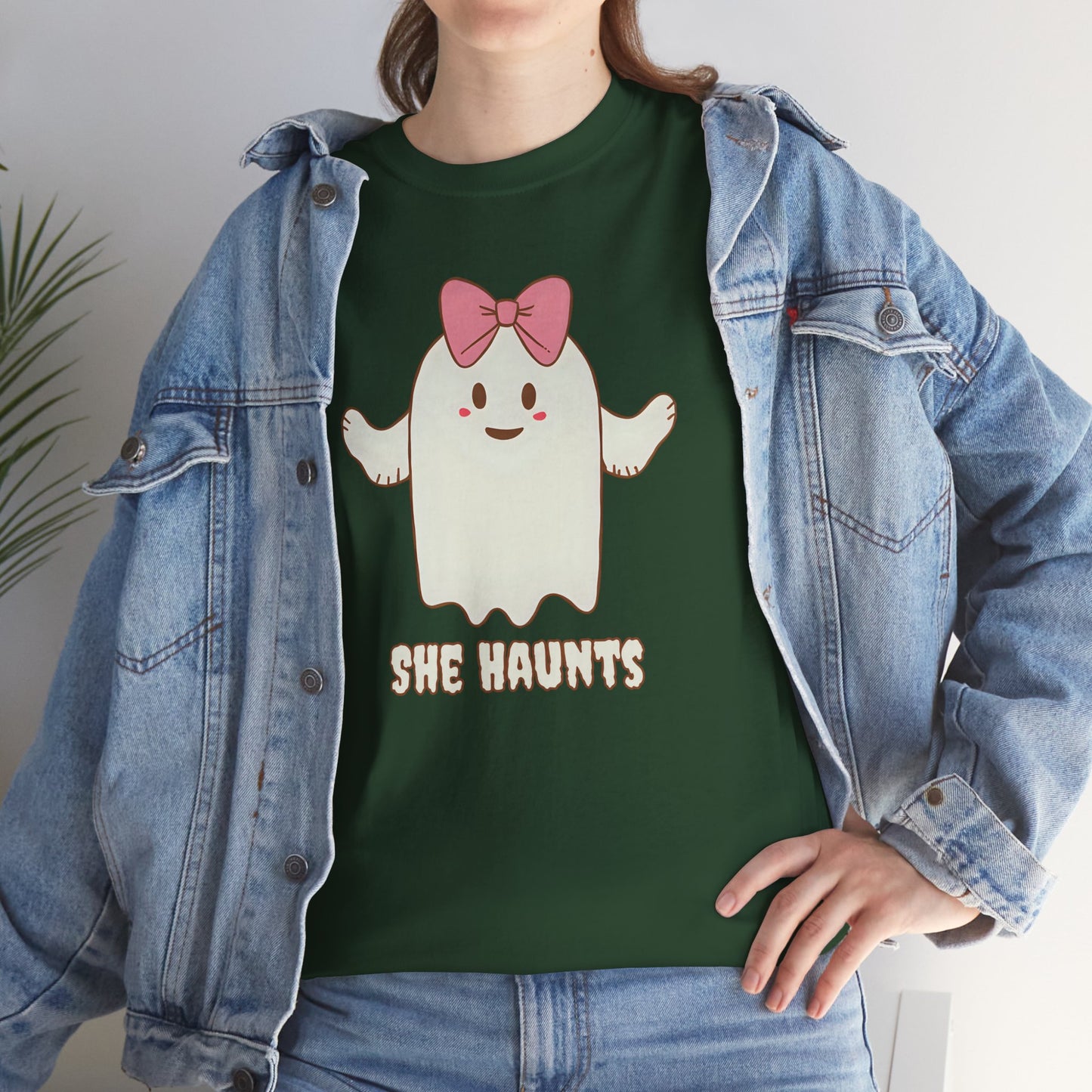 She Haunts (Version 4) - Cute Halloween Ghost T-Shirt