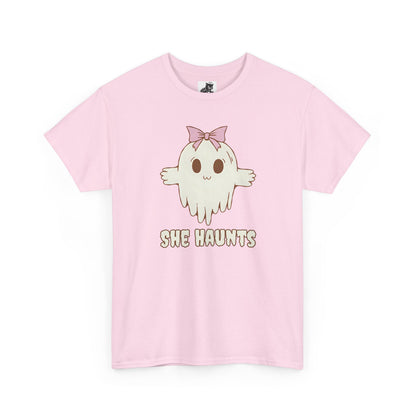 She Haunts - Cute Halloween Ghost T-Shirt