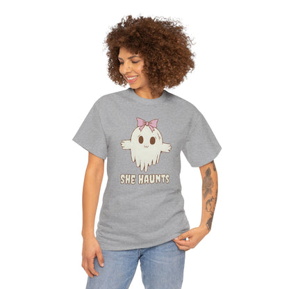 She Haunts - Cute Halloween Ghost T-Shirt